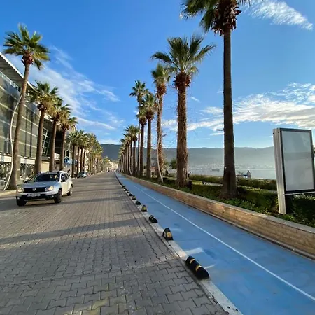 Ezgi's With Private Garden In Lejlighed Marmaris