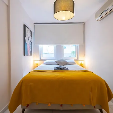 Ezgi's With Private Garden In Apartamento *