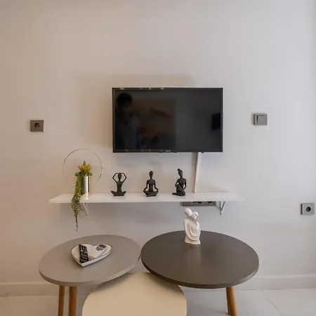 Ezgi's With Private Garden In Apartamento