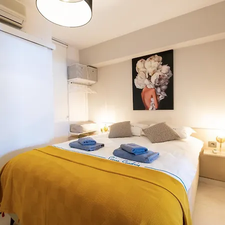 Apartamento Ezgi's With Private Garden In *