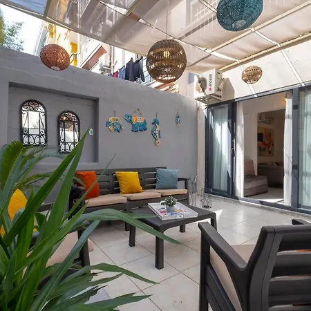 דירה Ezgi's With Private Garden In מרמריס