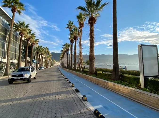 Ezgi's With Private Garden In Lejlighed Marmaris